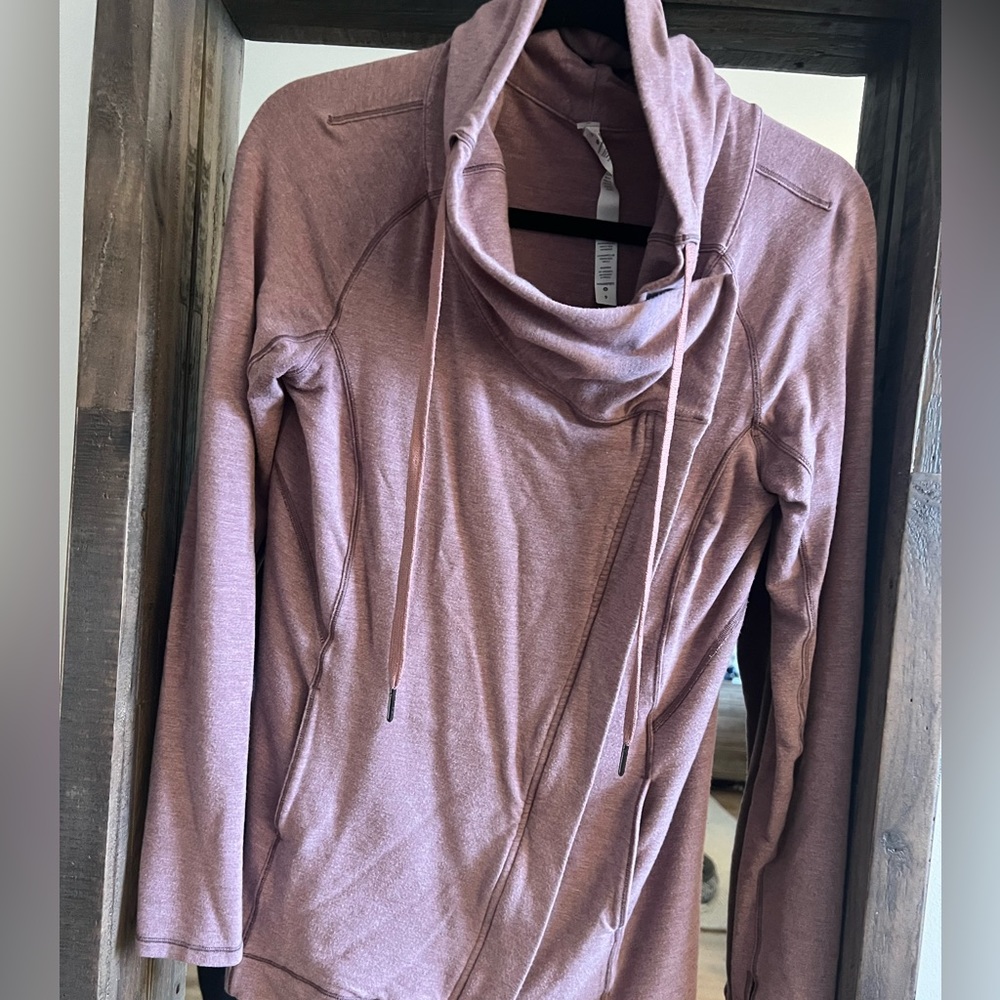 Lululemon Mauve Sweatshirt